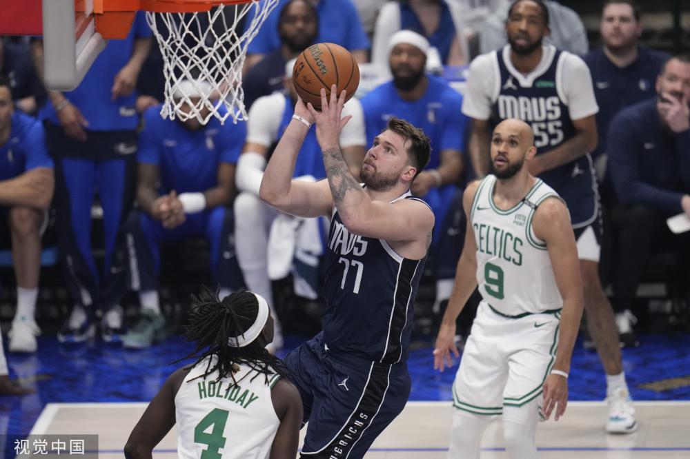 草泛着微光 草泛着微光