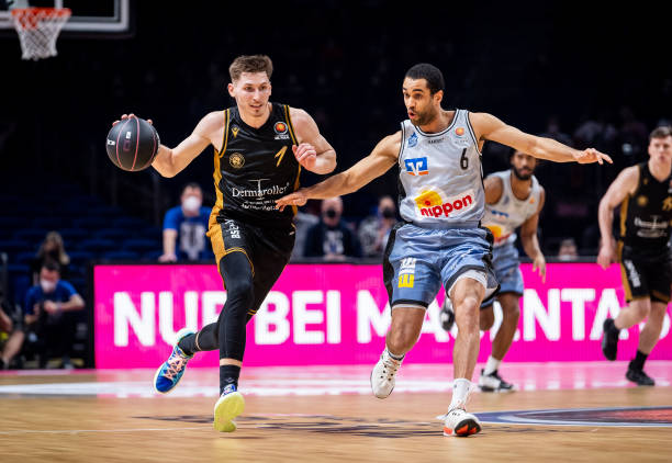 他们的运动 他们的运动